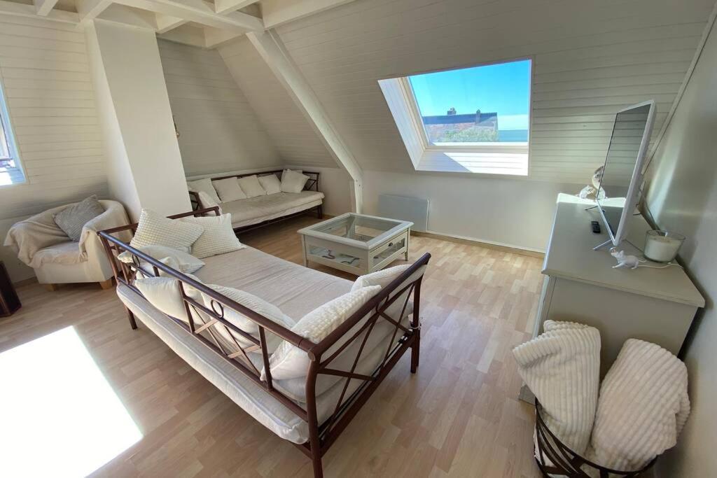 Appartement Vue Mer - Cabourg - Normandie Kültér fotó